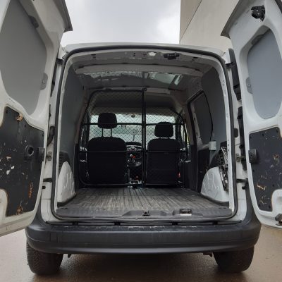 KANGOO 3 m³ 1500 diesel – Image 2