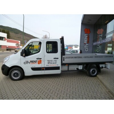 TR7-CAMIONNETTE PLATEAU avec DOUBLE CABINE / 7 PLACES – Image 2