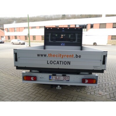 TR7-CAMIONNETTE PLATEAU avec DOUBLE CABINE / 7 PLACES – Image 3
