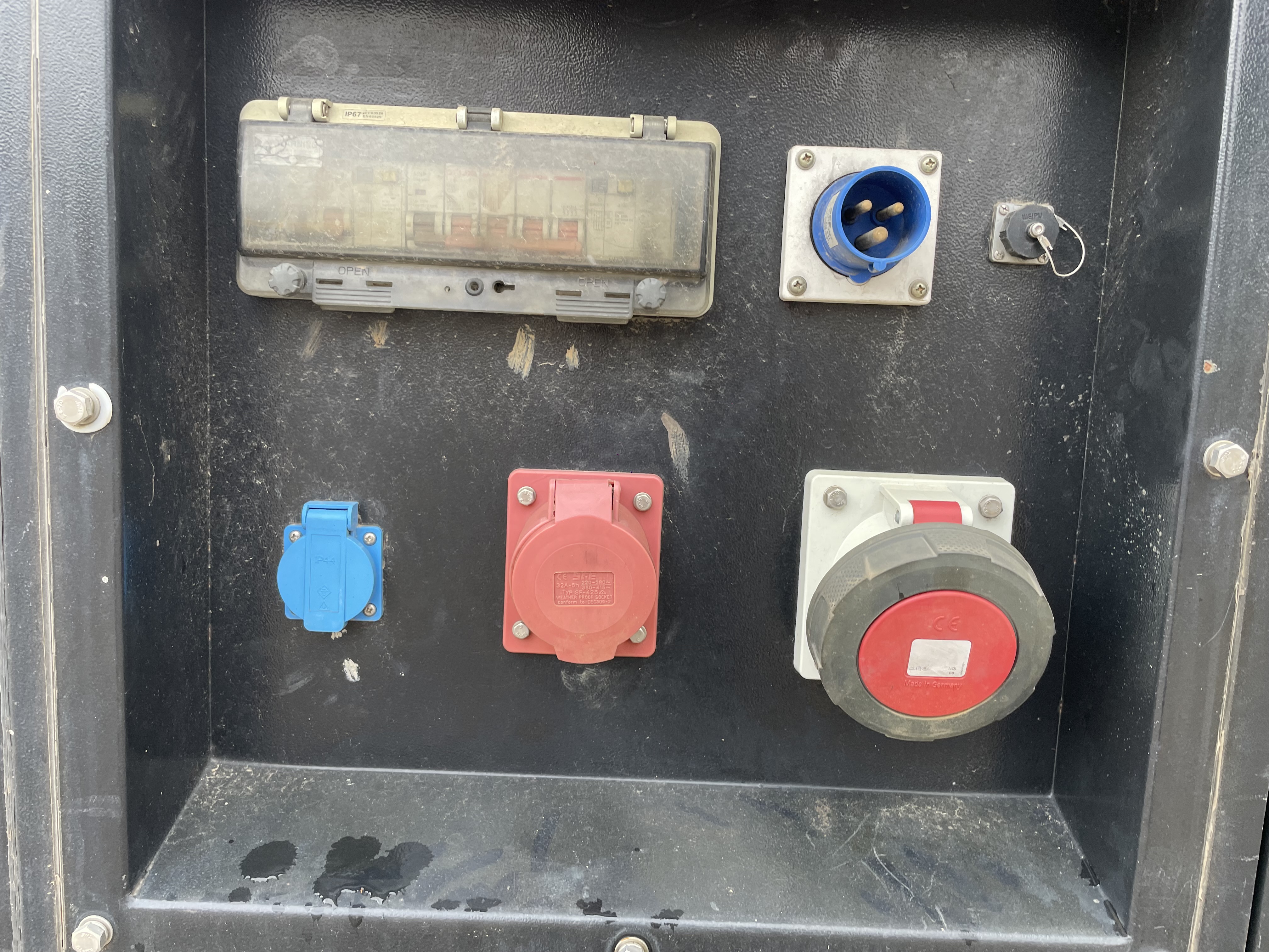 GROUPE ÉLECTROGÈNE 60 KVA - Gelec 70YC – Image 4