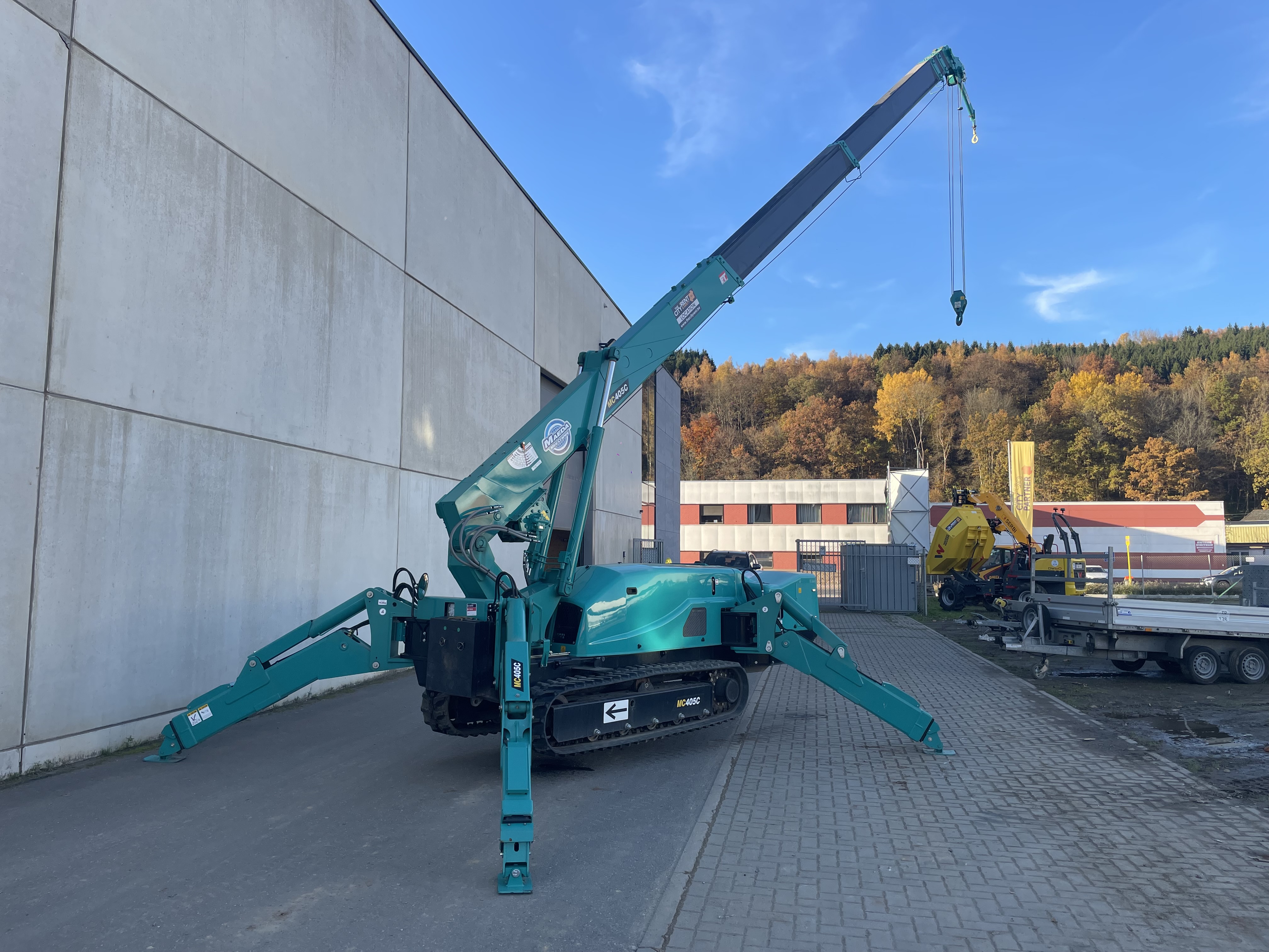 MINI-GRUE 3830 KG – MAEDA MC405