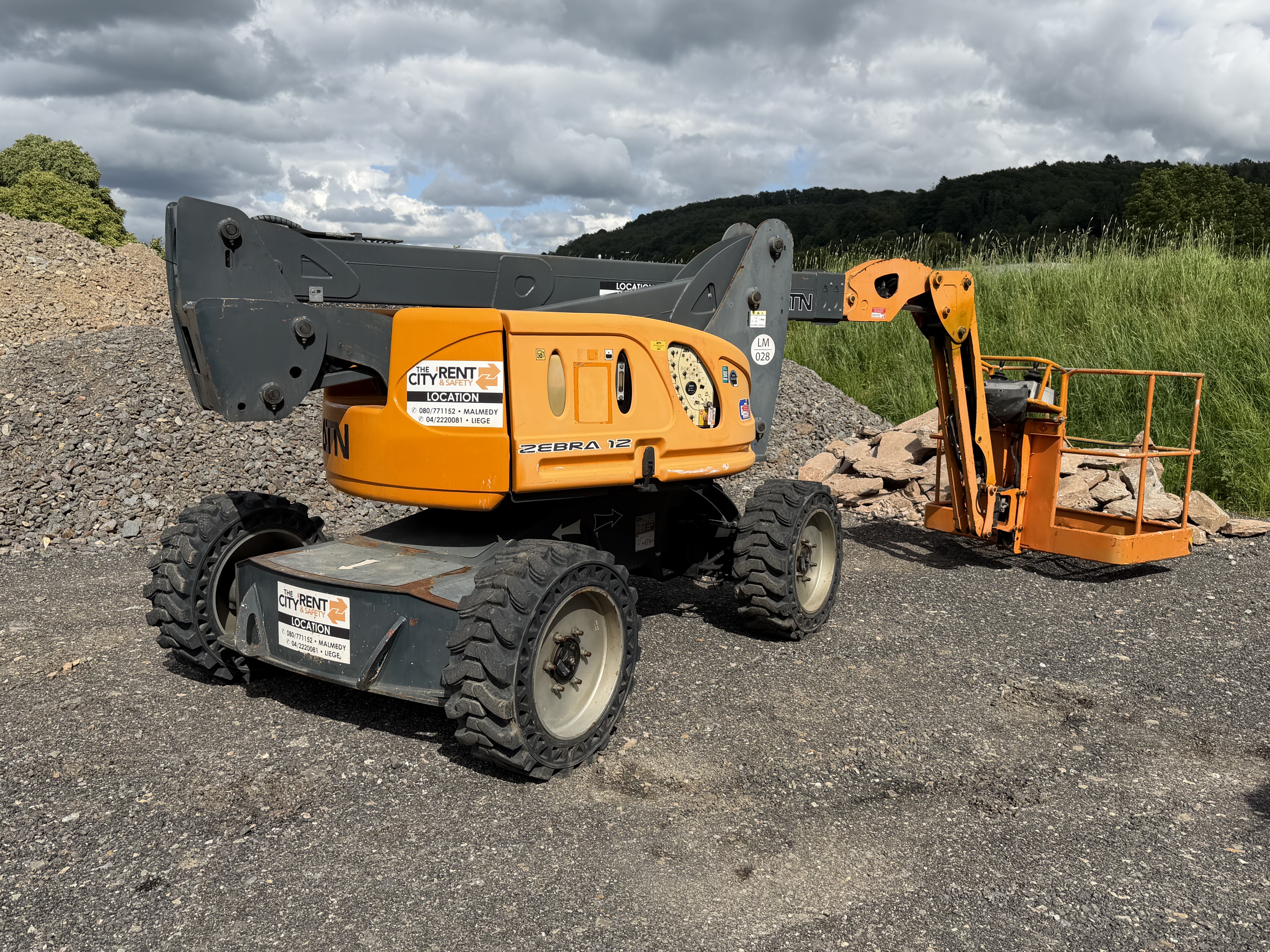 ARTICULÉE DIESEL 4X4 ZEBRA 12