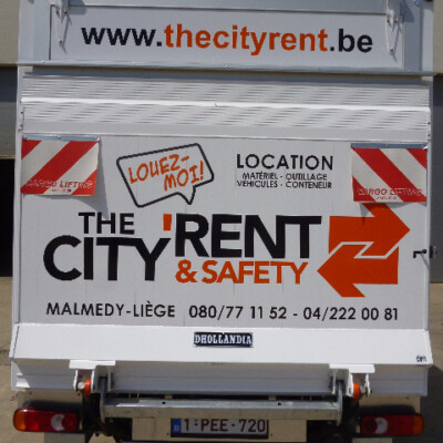 TR6-CAMIONNETTE 19 m³ / 3 PLACES – Image 3