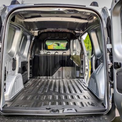 TR2-CAMIONNETTE 3 m³ / 2 PLACES – Image 2
