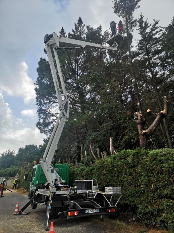 LM-NACELLE ARTICULEE SUR CAMIONNETTE (PERMIS B) - 20 M – Image 2