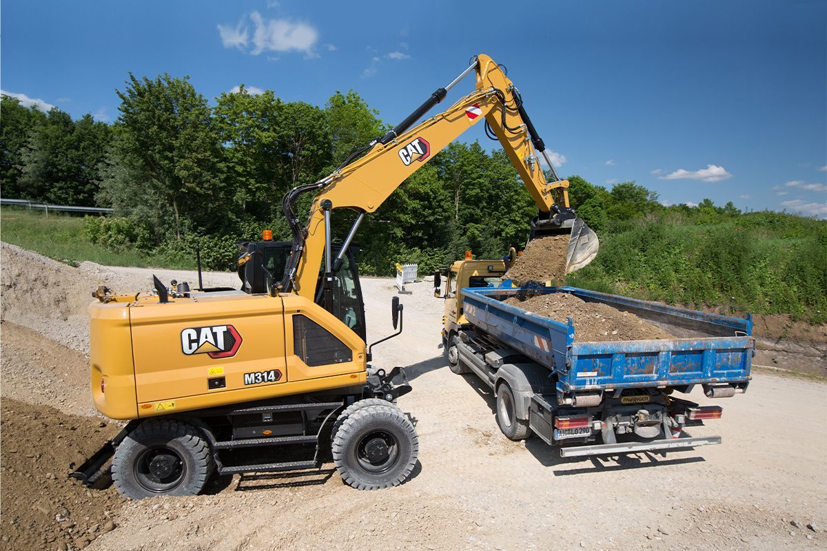 TE-PELLE 14 TONNES sur PNEUS – Image 2