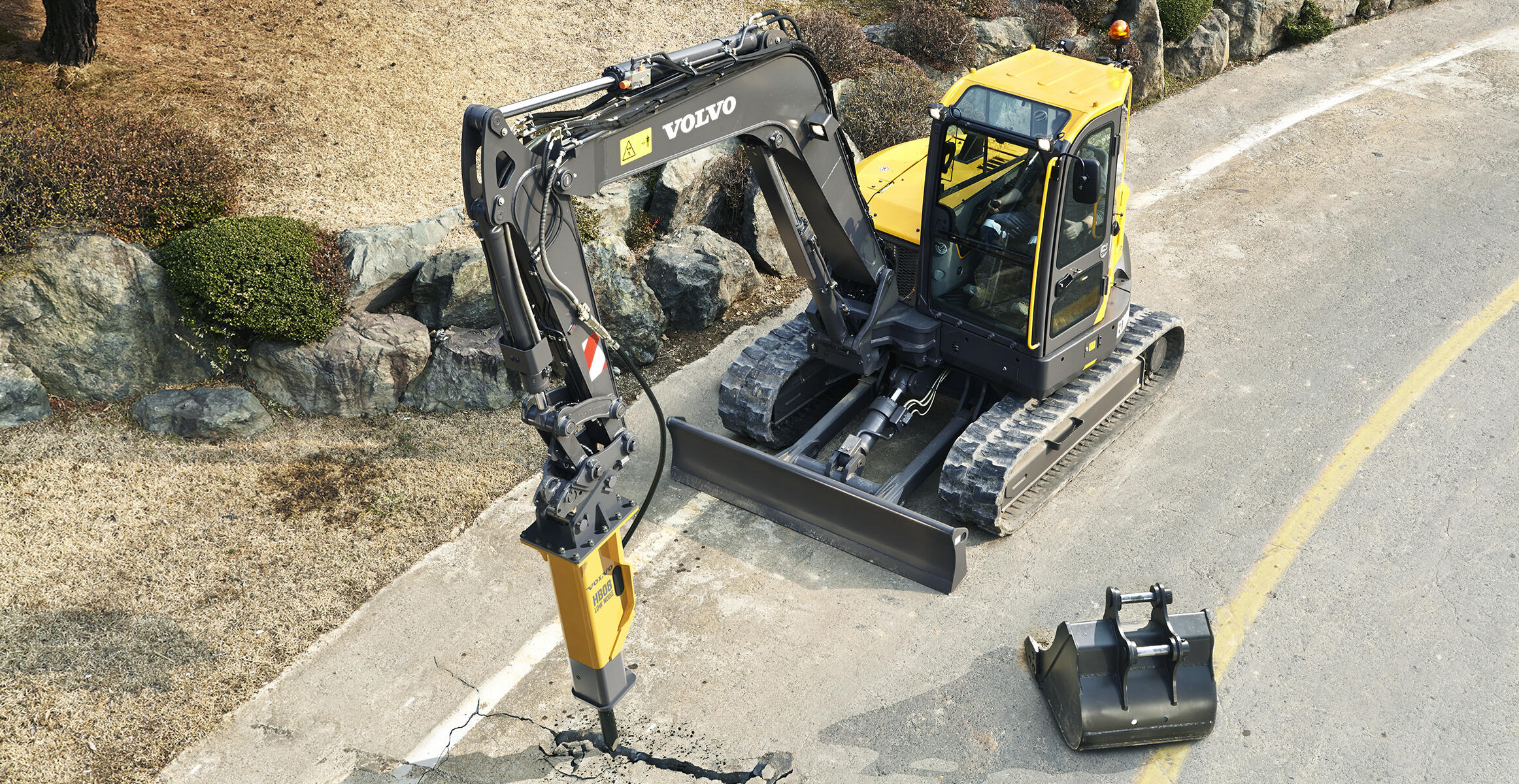 TE-MINI PELLE 8 TONNES – Image 3